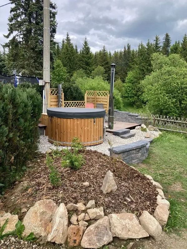 Wellness Außenwhirlpool